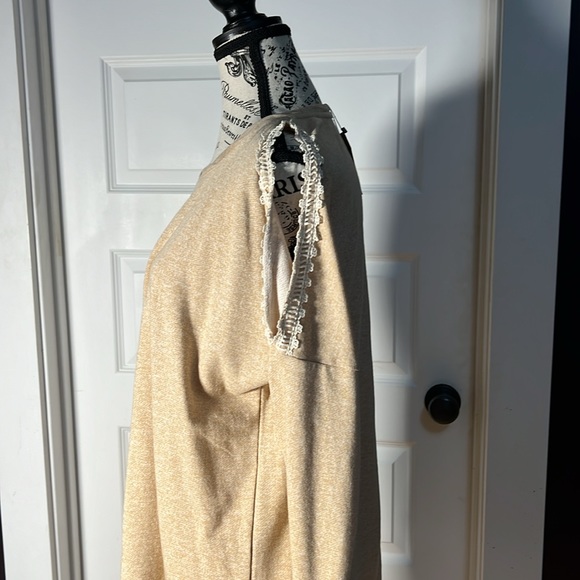 Kori soft cold shoulder oversized sweatshirt style material - Picture 2 of 7